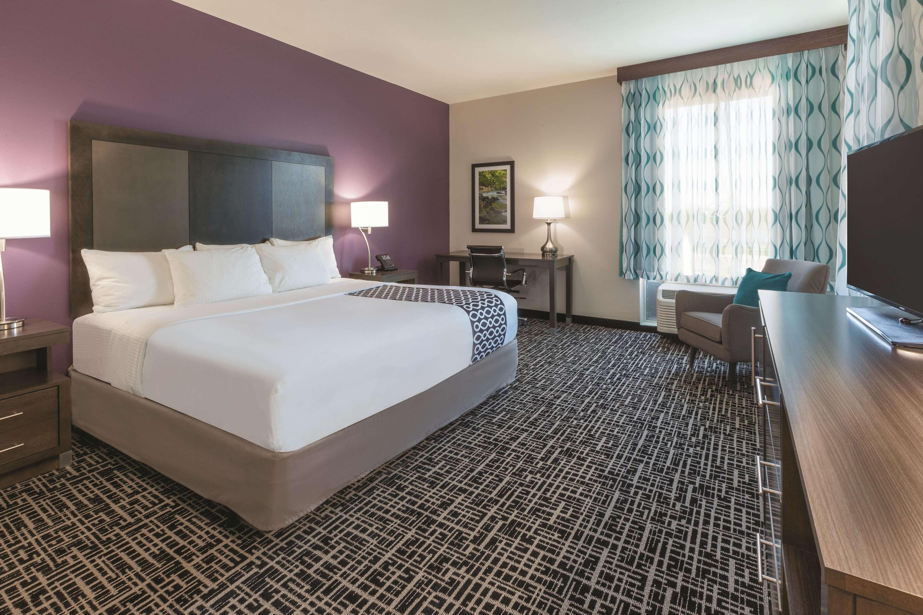 La Quinta By Wyndham Terre Haute Exterior photo